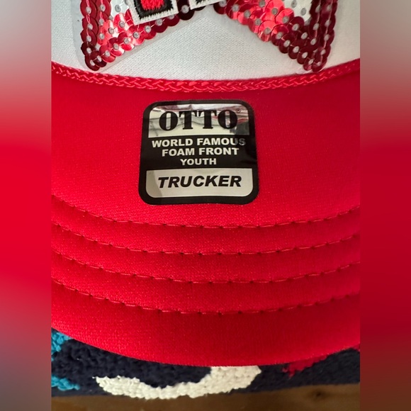 NWT Trump Trucker Hat! ❤️🇺🇸💙 - Picture 6 of 6